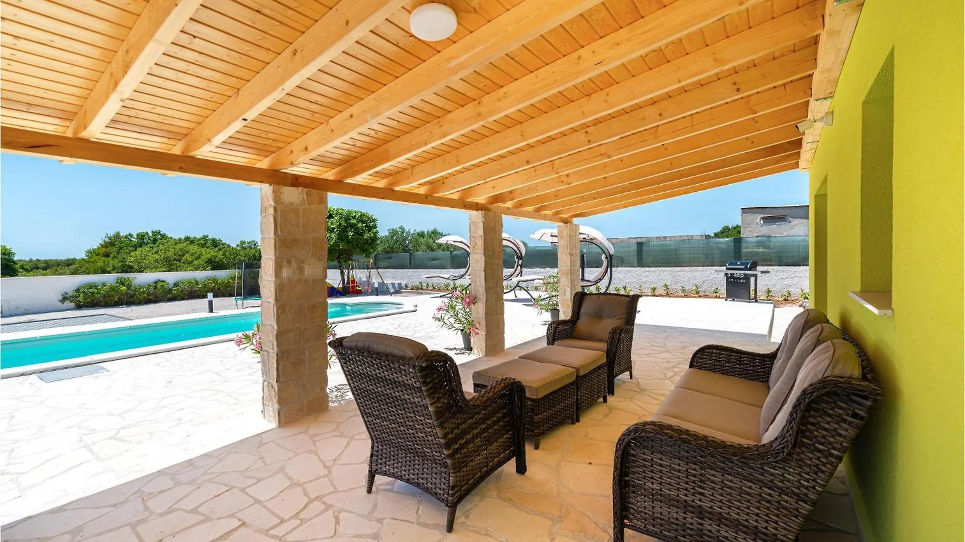 Holiday home Stunning Home In Zemunik Donji With Kitchen Murvica